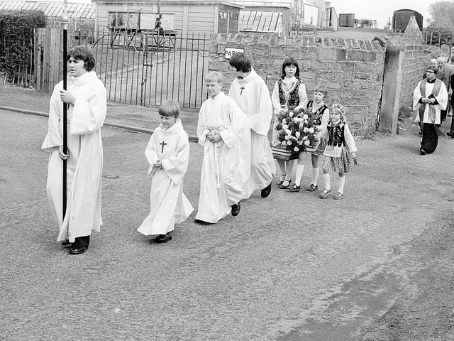 Mansfield Polish Roman Catholic Community Club procession from 1980.