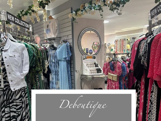 Deboutique (clothing and accessories) can be found in Idlewells Shopping Centre Market Hall, Sutton.