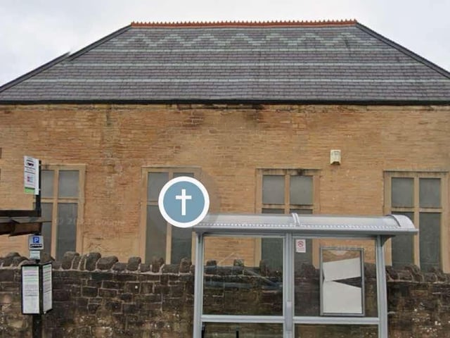 Every Friday from 10am-1pm there is a welcome place at the Old Meeting House in Mansfield. Enjoy a warm welcome along with tea, coffee, snacks, and a hot meal. There are also books, magazines, and toys available for children.
