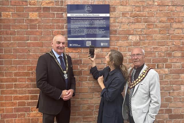 Coun Robert Bullock, Mayor of Broxtowe (left), Carolyn Melbourne and Coun Ken Woodhead, Mayor of Eastwood, open the new trail. Photo: Broxtowe Council Facebook