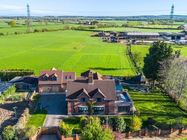 The property enjoys a semi rural, countryside setting