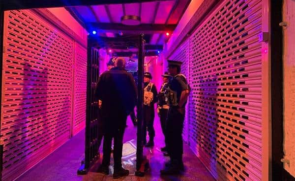 A metal detecting knife arch was set up in Handley Arcade in Mansfield