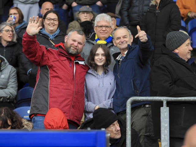 A sloppy Mansfield Town were well beaten by Reading on Easter Monday.