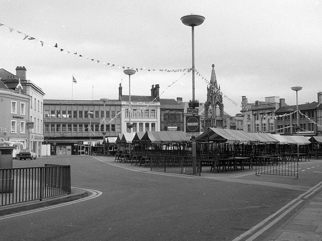 Many other readers said they would like to see more variety, discounted products and bargains. (Mansfield market in 1981)