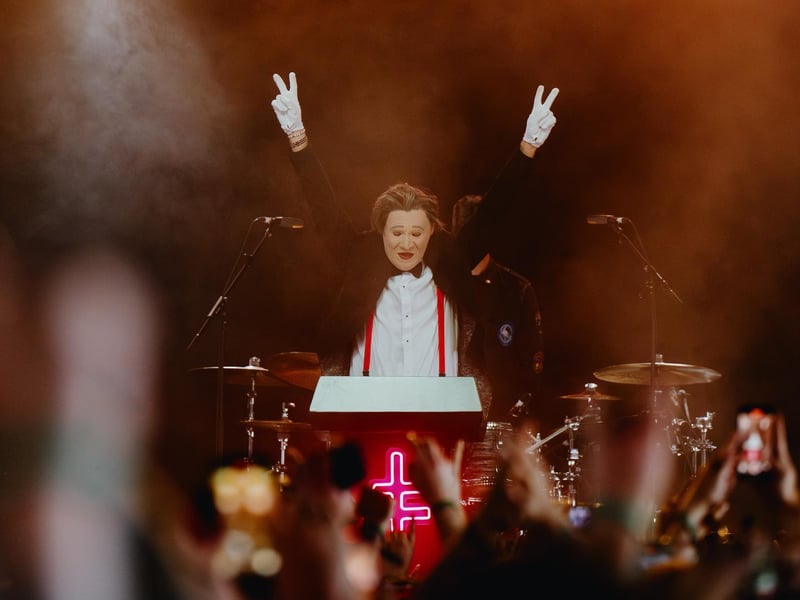 President performed live for the first time ever on the Dogtooth Stage on Sunday, June 15