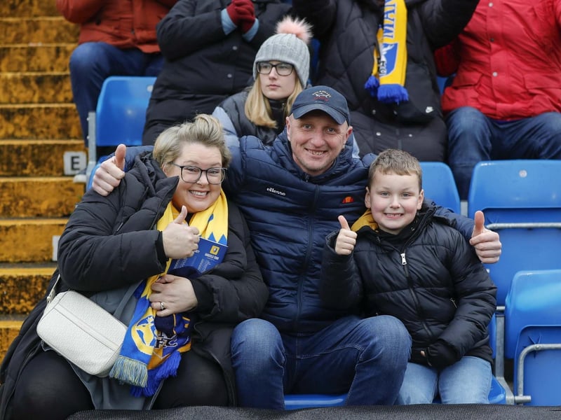 Mansfield Town kept up their good form with a win at Stockport County.