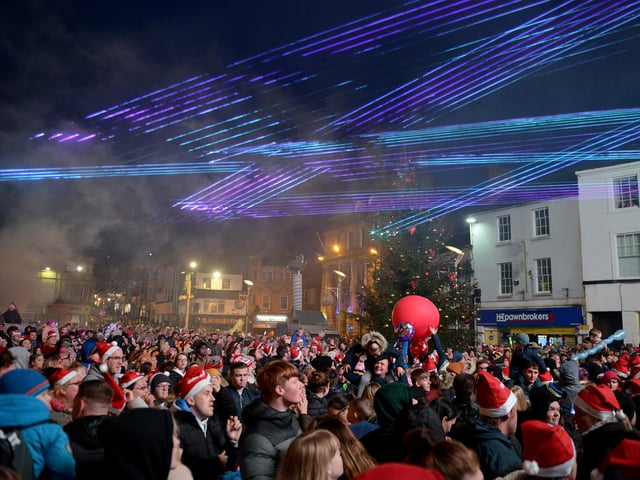A crowd pleasing show at Mansfield Christmas lights switch-on 2019