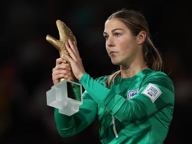 Mary Earps with the FIFA Golden Glove Award. Photo by Cameron Spencer / Getty Images