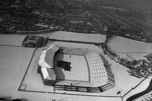 A view of Murrayfield Stadium in the snow in 1963.