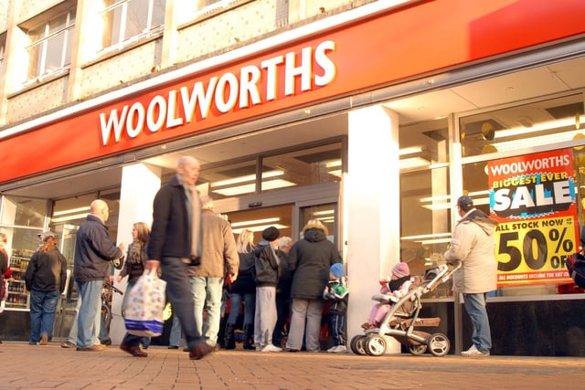 Woolworths on West Gate, Mansfield, closed in 2009