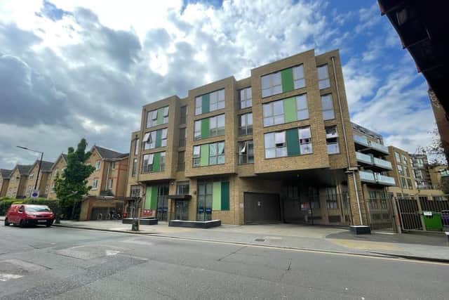 The Mansfield Council-owned flats on Bedford Road, Clapham. (Photo by: Andrew Topping/Local Democracy Reporting Service)