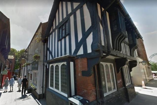Everyone loves Chesterfield's oldest pub, Royal Oak, but did you know it is said to be the rest house for the Knights Templars. The older bar is said to be 16th century.