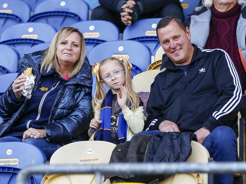 Mansfield Town fans enjoy another League Two victory