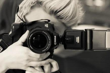 A photography exhibition that aims to show how mental health feels opens at Mansfield Museum on Leeming Street on Saturday and runs until Saturday, March 25. More than 40 images of local people, portraying a range of feelings, are presented by Carrie Austin Photography, based in Sutton. Carrie steps away from her usual portrait work, spanning a 15-year career, in an exhibition supported by mental health professionals.