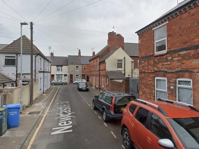 On Newcastle Street, Mansfield, NG18 1TH, three houses sold for an average of £57,833.