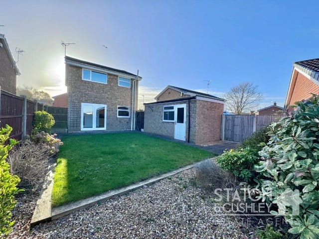 This home really does offer all you could ask for and more with a deceptively spacious internal layout and being offered with no upward chain.