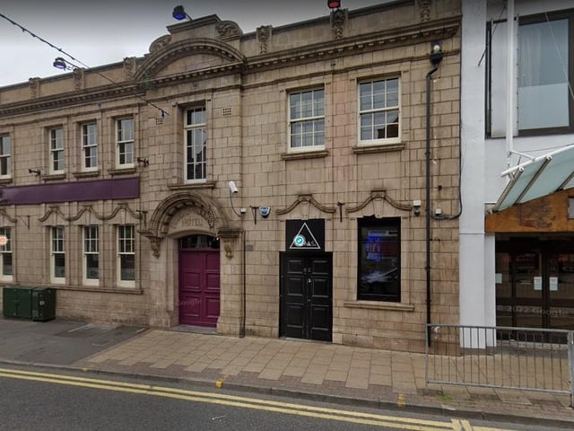 Enjoy Christmas Showtime Evenings at Canvas on Leeming Street, Mansfield. The event will start at 6pm and includes a two course meal and entertainment. Midweek shows are £37.95 and weekend shows are £39.95.
The Christmas Showtime Evenings start on December 1.