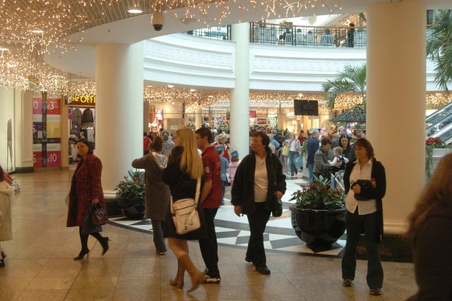 Pictured at  Meadowhall, where shoppers were out for the Christmas shopping in 2003
