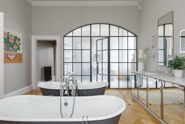Two baths in the bathroom for those who like to change bath half way through washing.