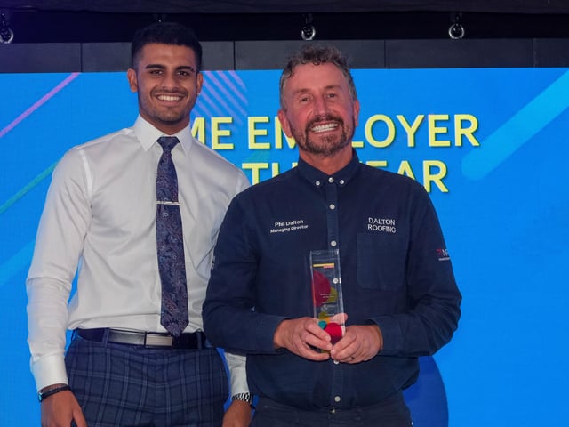 SME Employer Award won by Dalton Roofing