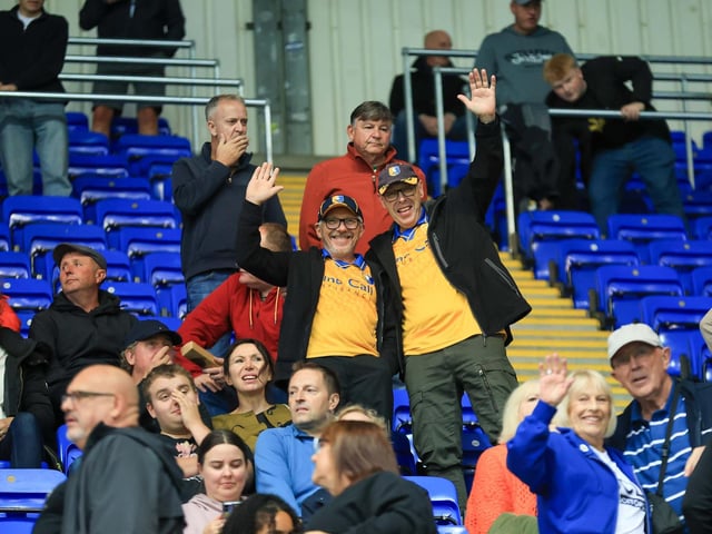 Mansfield Town endured a night to forget in Berkshire after a heavy defeat to Reading.