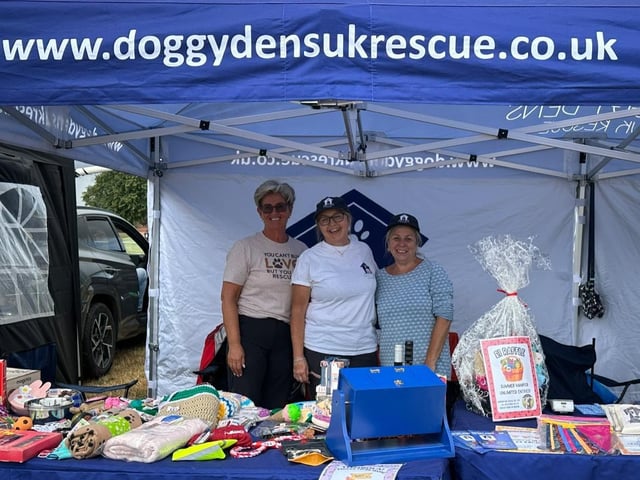 Our friends at Doggy Dens based in Cuckney were at the carnival raising funds for their rescue dogs at the kennels.