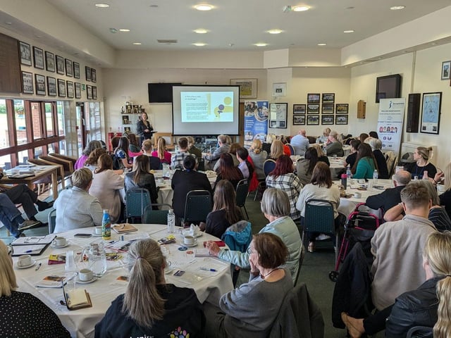 One of the best aspects of Mansfield is its strong sense of community. Various groups come together to offer diverse support services and sessions. For example, Mansfield Community & Voluntary Service has a strong working relationship with charities and community groups in the area. Volunteers and staff from different groups work together for the benefit of residents and our district. Many organisations also complement each other, guiding residents to appropriate services and helping them access the support they need.
