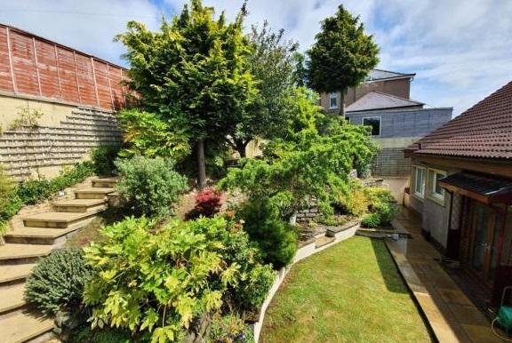 Offers over £315,000