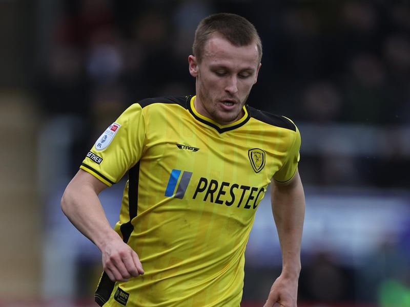 Lincoln City have signed defender Tom Hamer from League One rivals Burton Albion on a three-year deal.