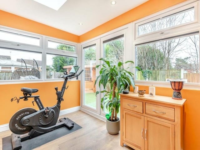 The garden room can be put to multiple uses. Perhaps it can be turned into a mini-gym or leisure room. Alternatively, it can simply be used as a haven for relaxing