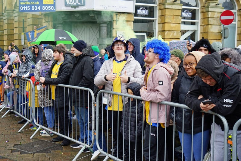 Crowds packed into Mansfield town centre this afternoon to salute their heroes.