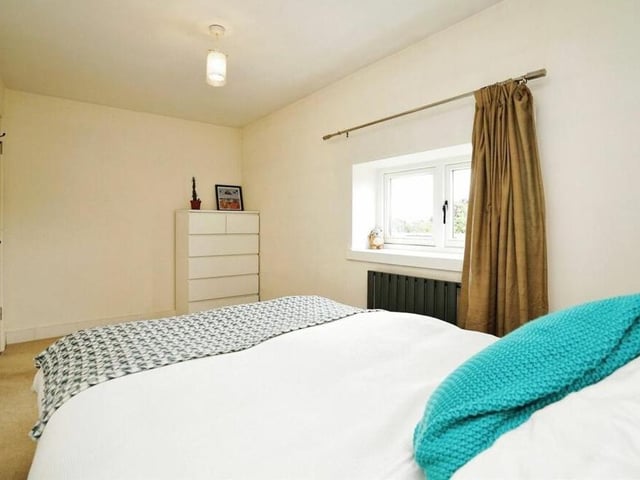 Next stop is the second bedroom, which is also a double and faces the front of the Manor Farm Mews property.