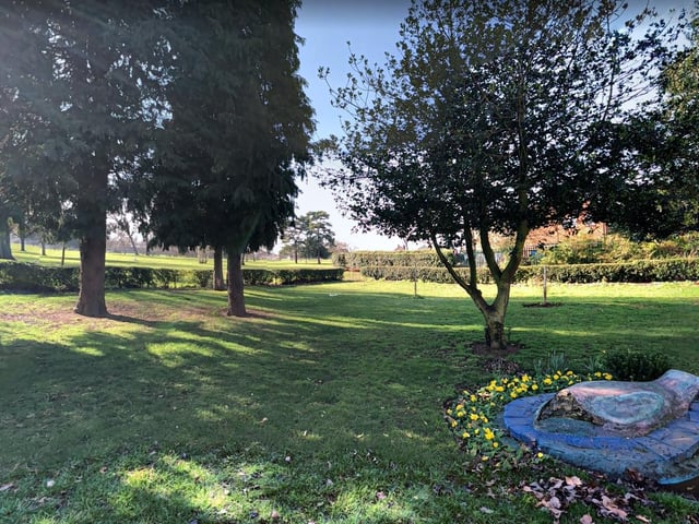 Sandall Park is one of Doncaster's best loved parks and will be a treat to visit with the Autumnal colours glowing all around the place.