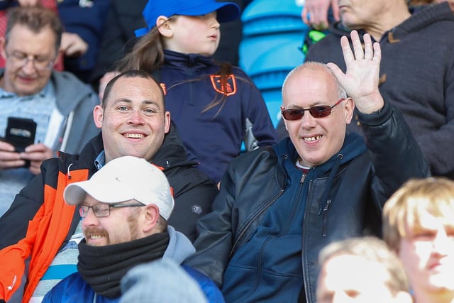A disappointing day for these Mansfield Town fans.