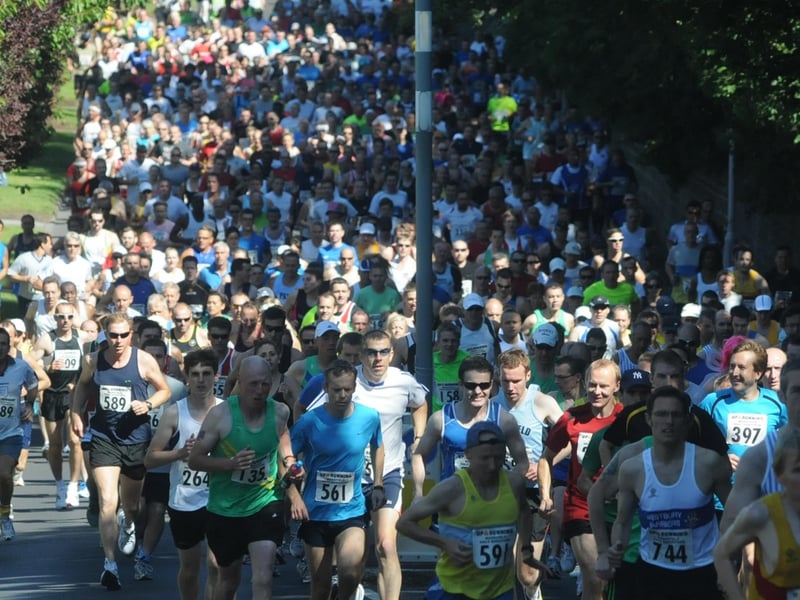 Thousands of runners have taken part in the Mansfield Half Marathon down the decades. Can you spot anyone you know here?