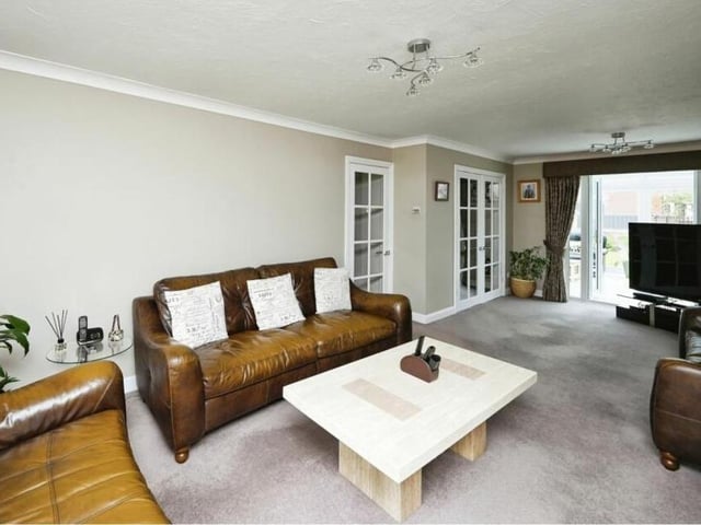 Another shot of the living room, which is the perfect space for relaxing after a hard day or for entertaining friends.