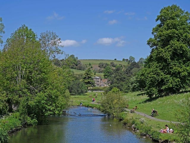 It's on our doorstep but it's well worth taking a weekend to explore all the Peak District has to offer. Stunning villages, picturesque views and quaint tea rooms, the areas has got it all for a relaxing weekend away from modern life.