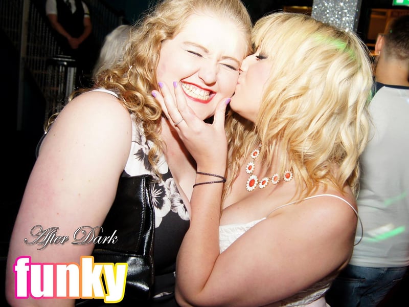 Giz a kiss!