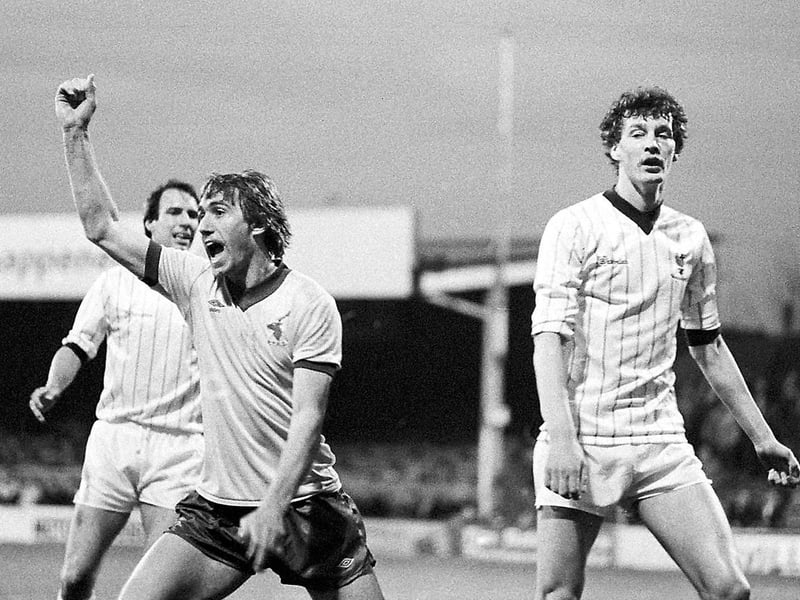 Action from Stags v Wimbledon in 1983