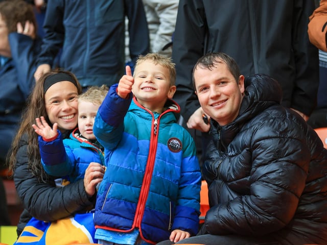 Mansfield Town enjoyed a fine day at the seaside after clocking up a second away win of the week.