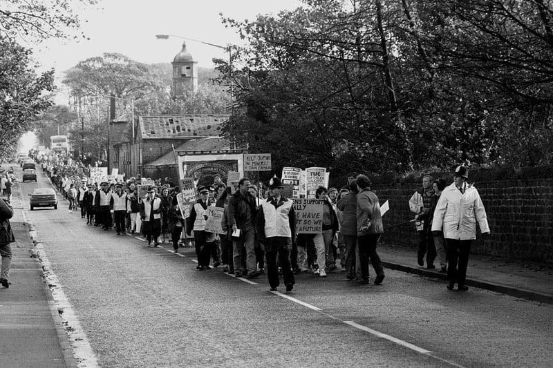Thousands march along Mansfield's Berry Hill Road.