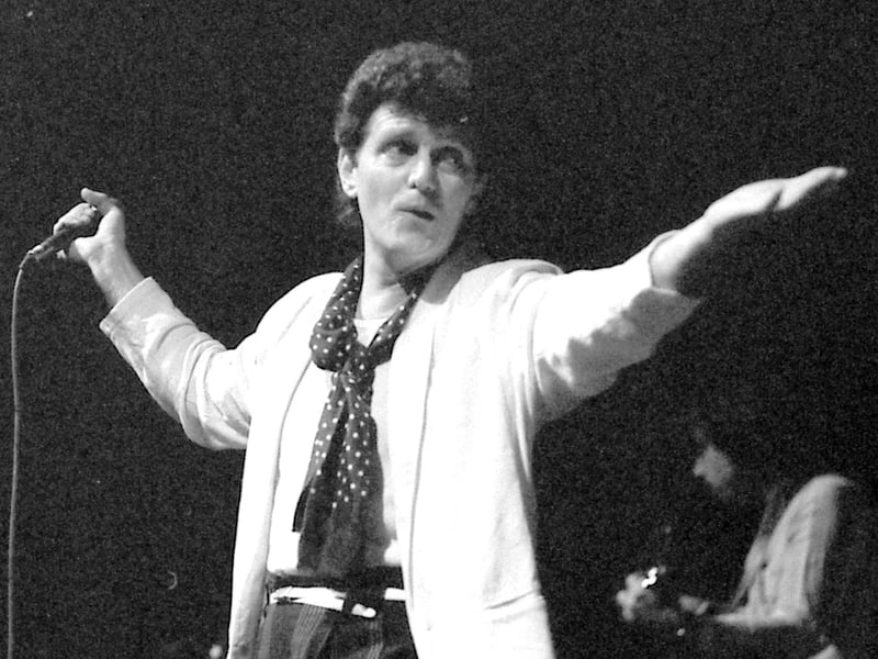 Alvin Stardust at a Mansfield for Africa concert, 1985.