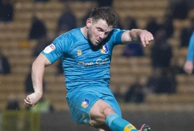 Played over 100 games for Stags before moving on to Gillingham, Stevenage and Rotherham.