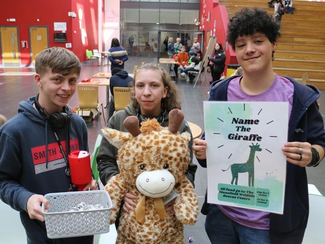 Kyle Newton, Tegen Barnes and Kain Raven on the guess the name game.
