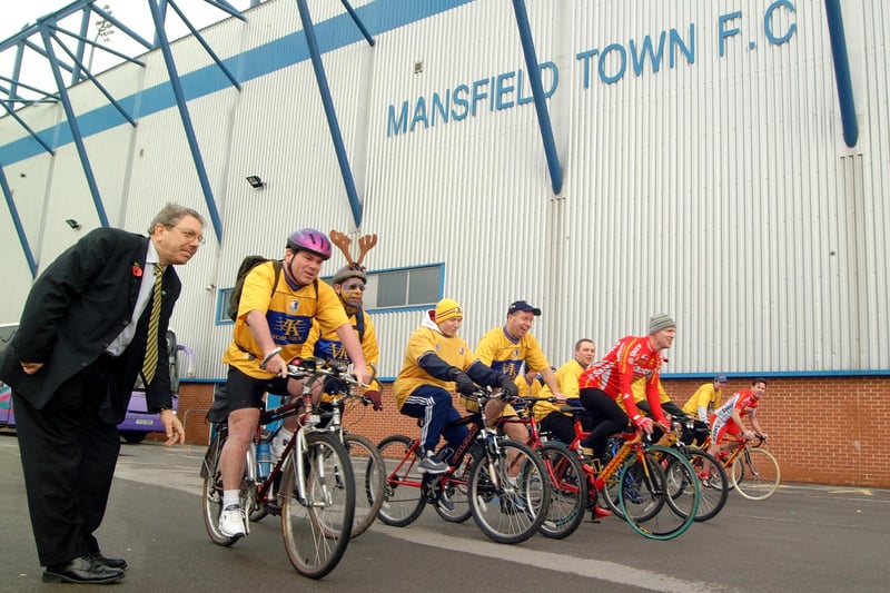 Mansfield MP Sir Alan Meale starts Charity Cycle ride in aid of Chelsea Barsby