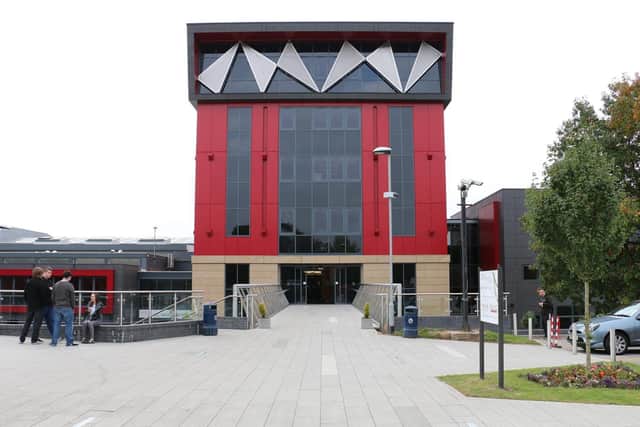 Mansfield’s West Notts College has announced its summer open day showcasing its courses, apprenticeships and facilities will be held online later this month.
