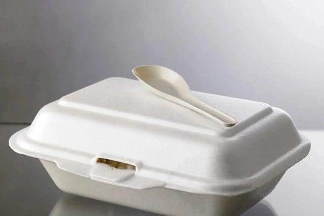 Restaurants and pubs will be able to offer takeaway meals during the coronavirus outbreak to help boost their trade