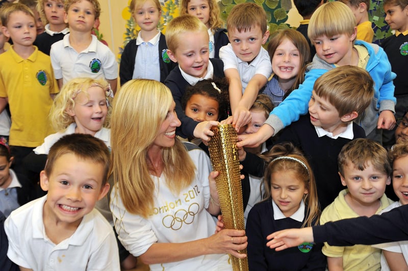 Olympic torch bearer Michele Harrop visited Gateford Park Primary School to show the children her torch (w120710-2c)
