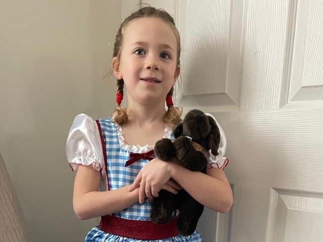 Raegan aged 6 from Skegby as Dorothy