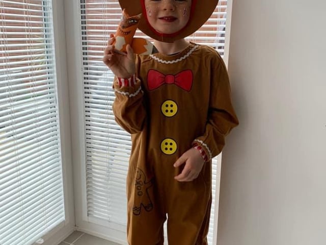 Ellie age six, from Skegby, dressed as the gingerbread man.